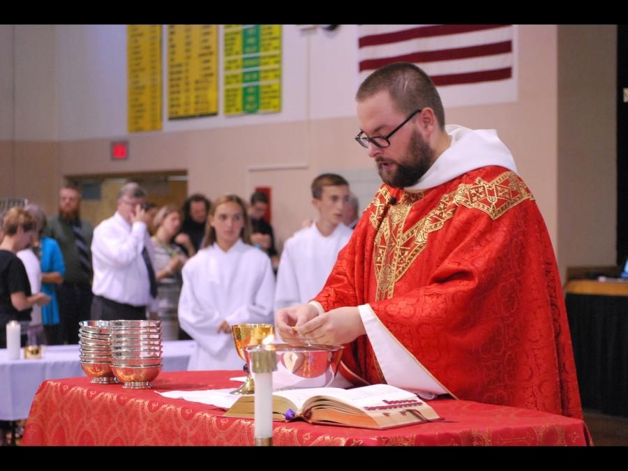 Father Szymanski celebrates the Mass of the Holy Spirit.