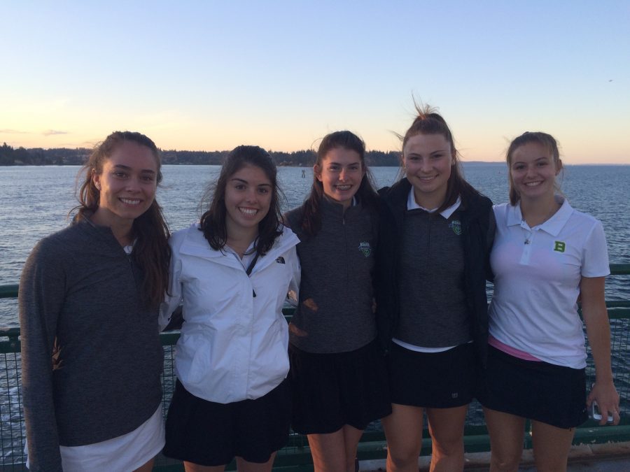 Girls Golf Advances to Districts