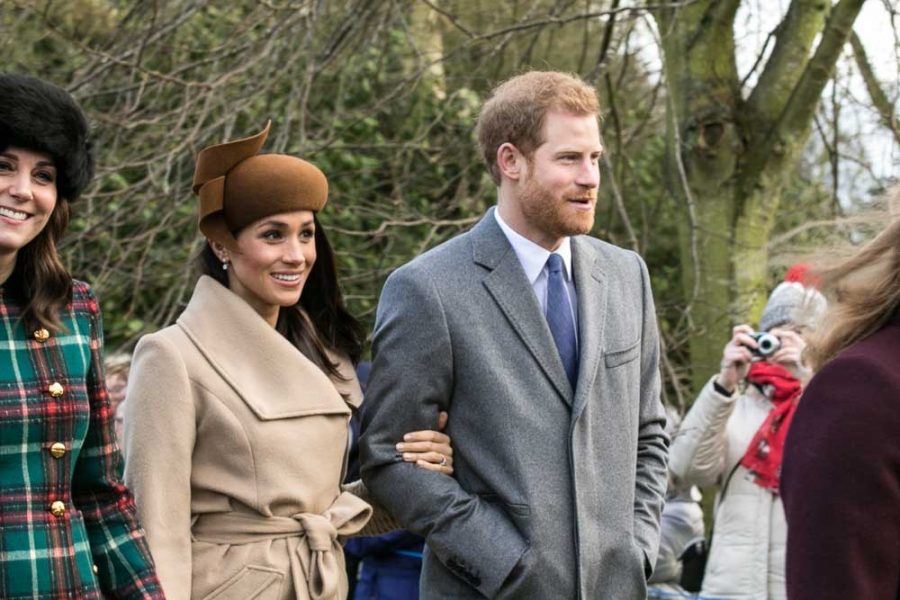 Prince+Harry+and+Meghan+Markle+with+other+members+of+the+Royal+family+going+to+church+at+Sandringham+on+Christmas+Day+2017.